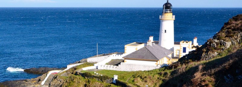 Experience the Thrill of Ice Fishing at UK's Premier Live Casinos